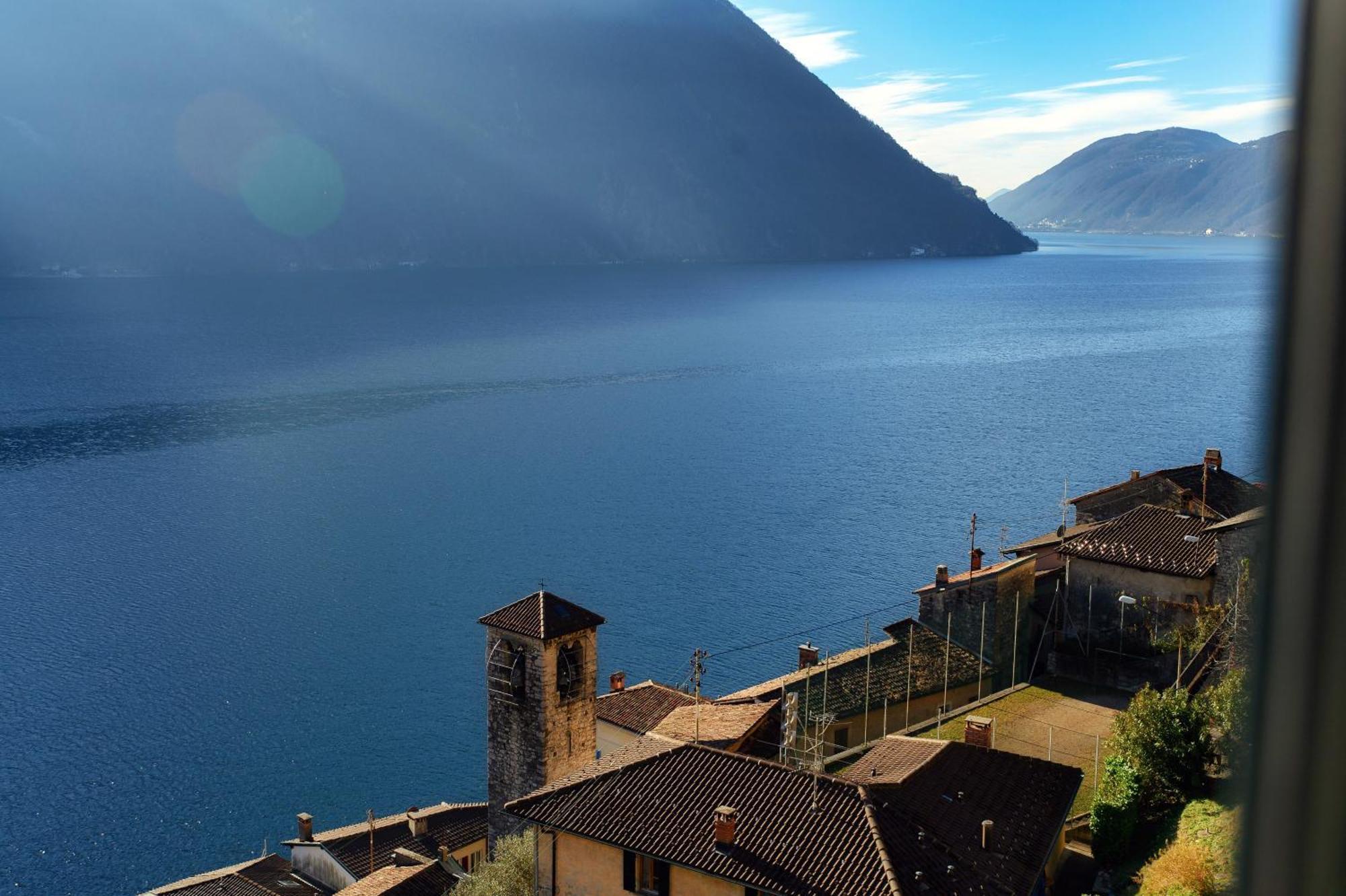 Unique Gandria Attic By Quokka 360 - Elegant Lake View Apartment Lugano Exterior photo