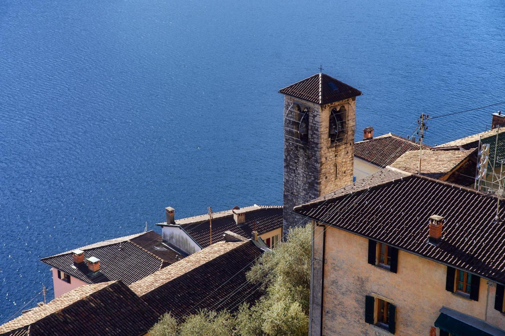 Unique Gandria Attic By Quokka 360 - Elegant Lake View Apartment Lugano Exterior photo